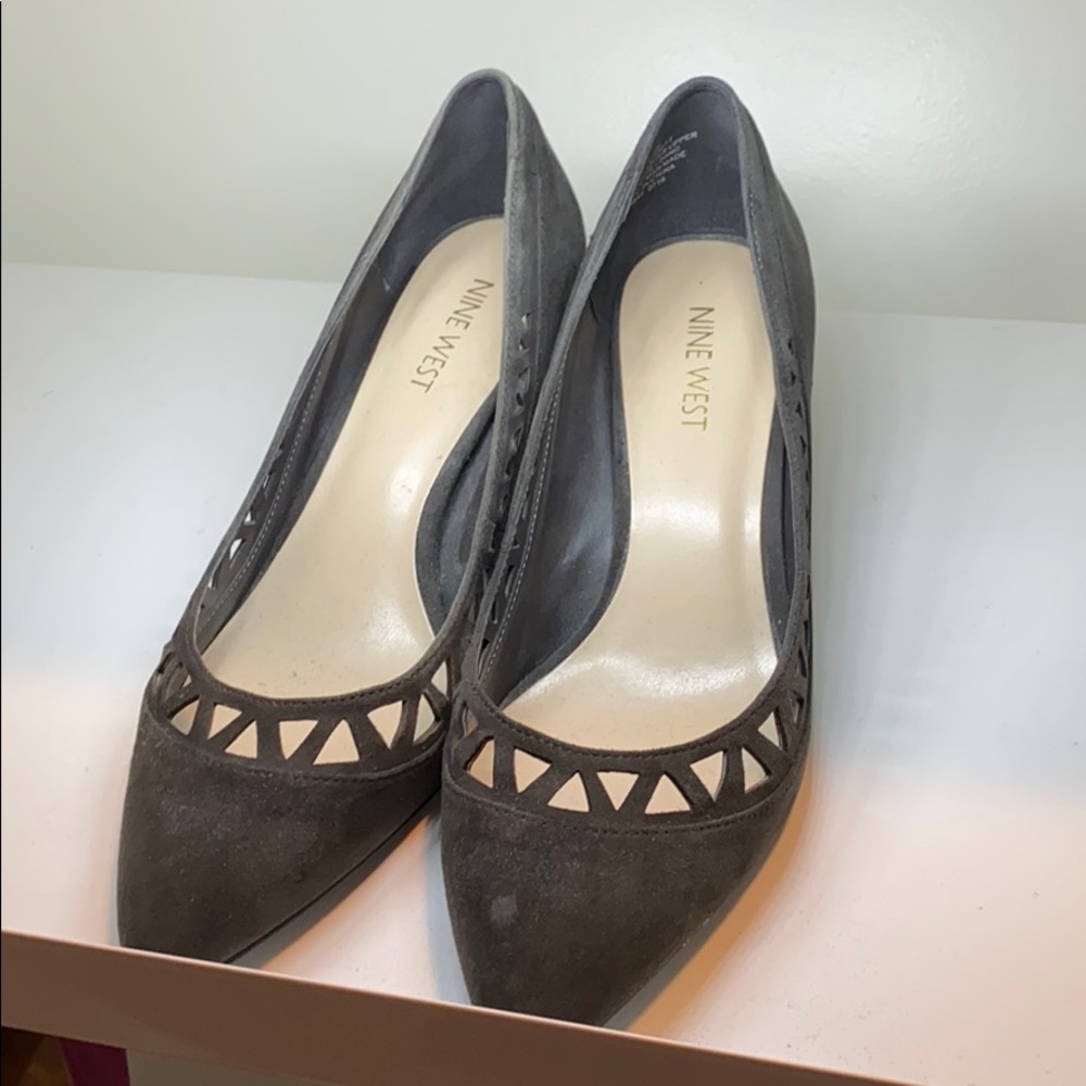 Nine West Merritt kitten heel pump